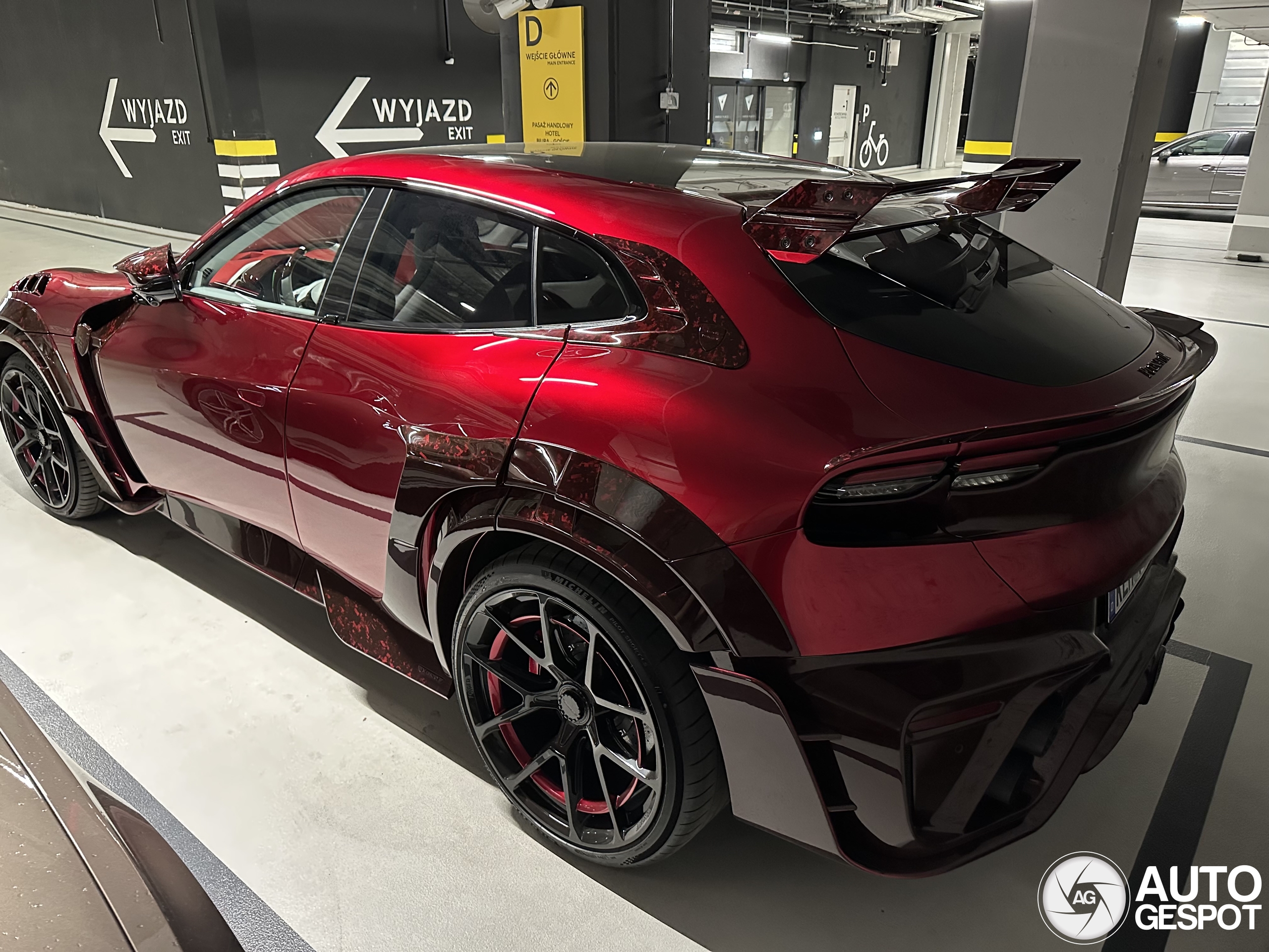 Het kan echt, nog een Ferrari Purosangue Mansory Pugnator