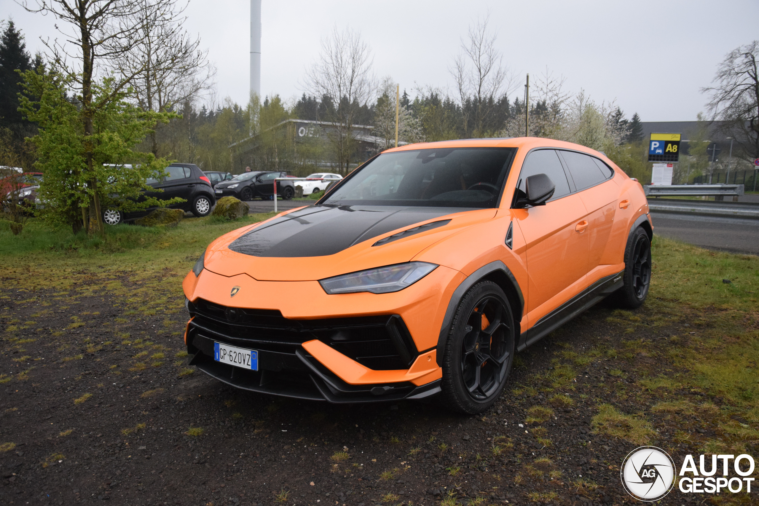 Lamborghini Urus Performante
