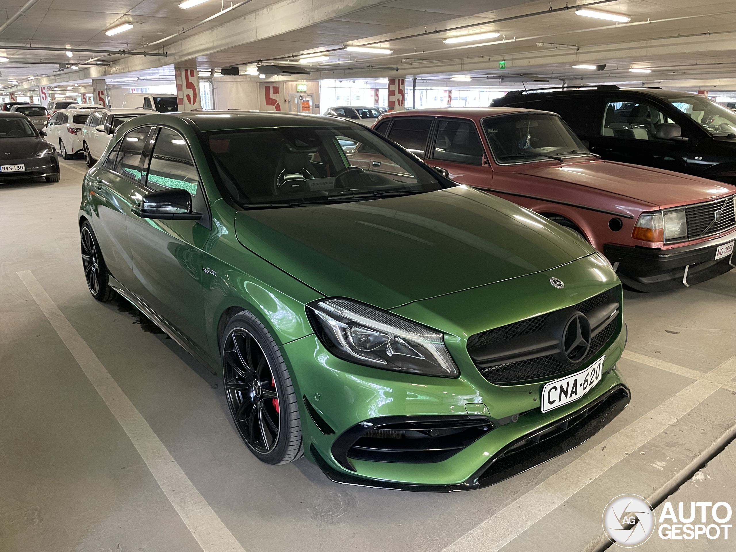 Mercedes-AMG A 45 W176 2015