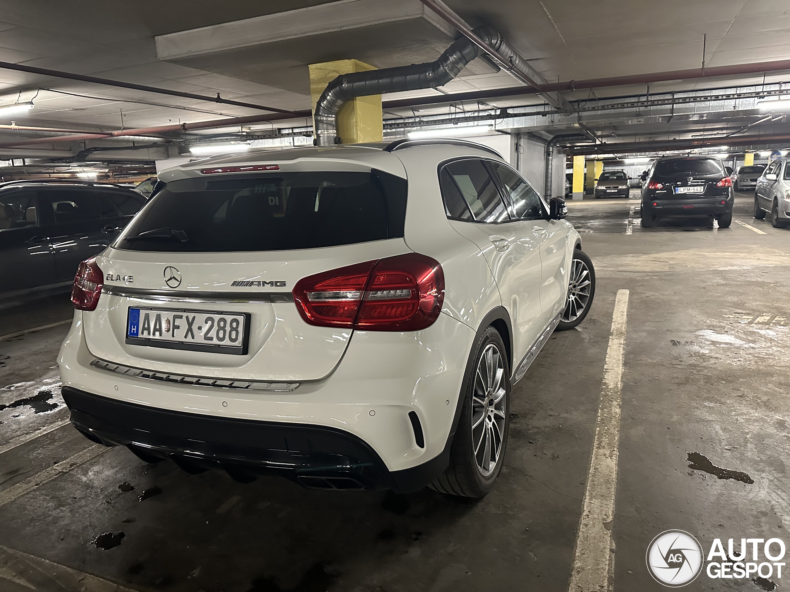 Mercedes-Benz GLA 45 AMG X156
