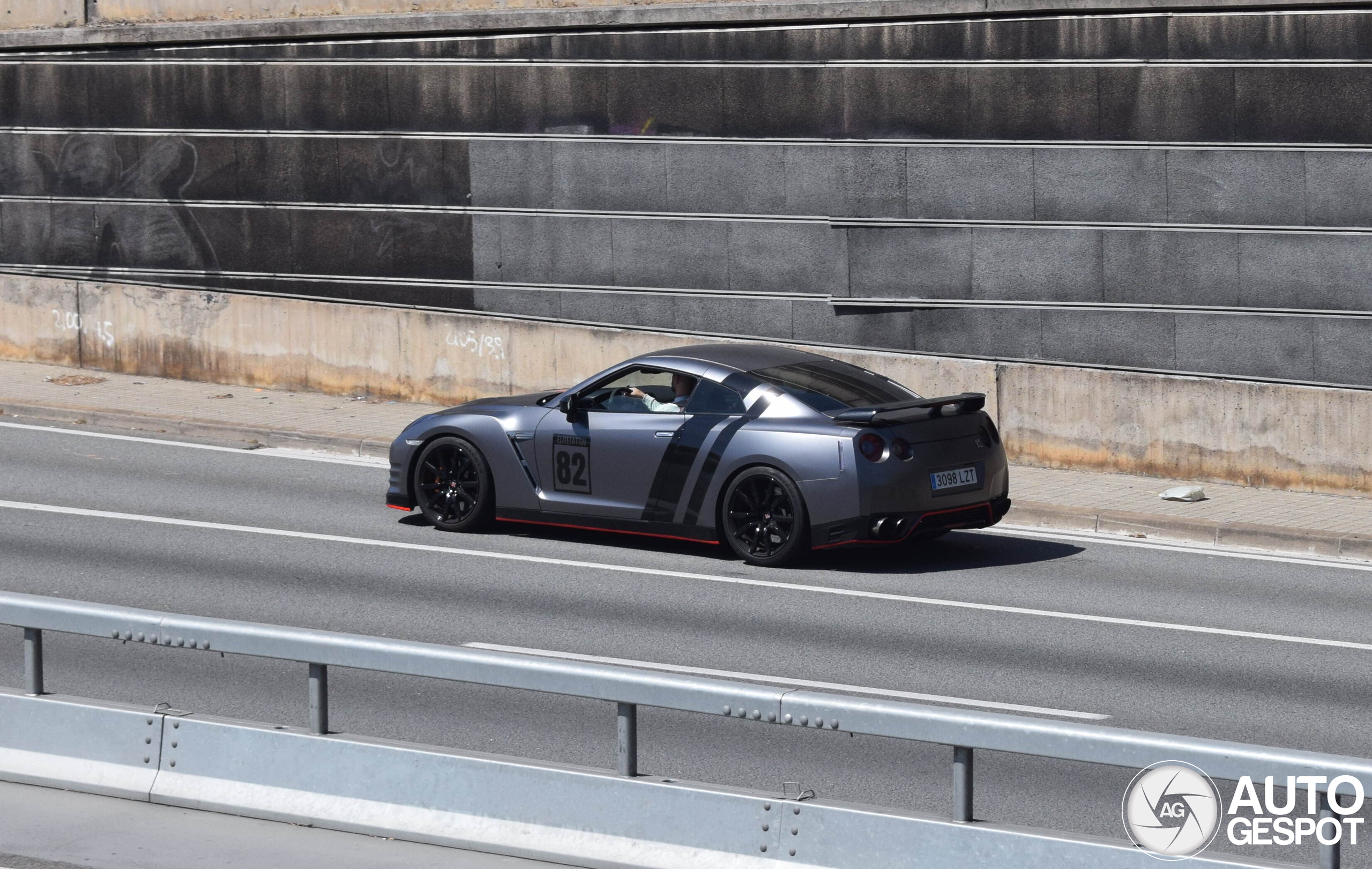 Nissan GT-R 2012