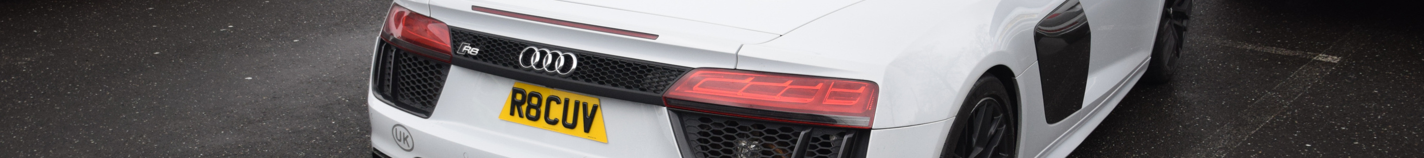 Audi R8 V10 Spyder 2016