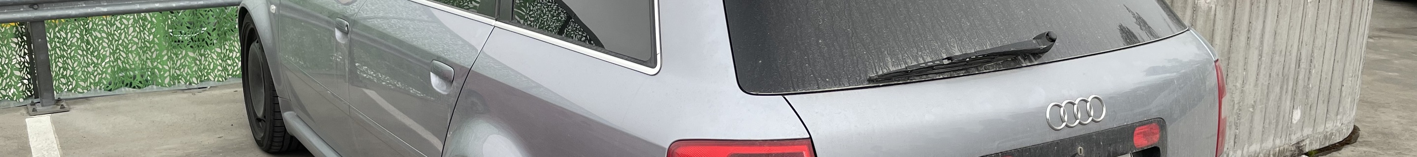 Audi RS6 Avant C5