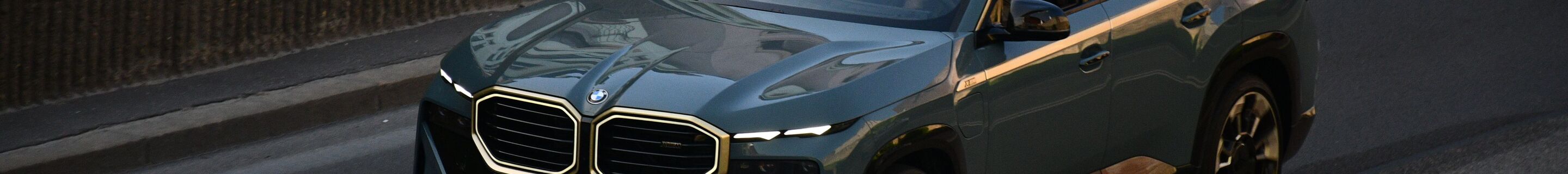 BMW XM G09