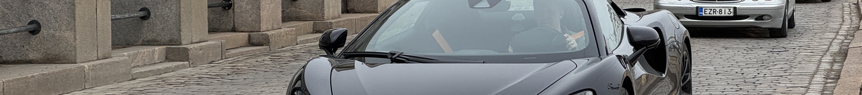 McLaren Artura Spider
