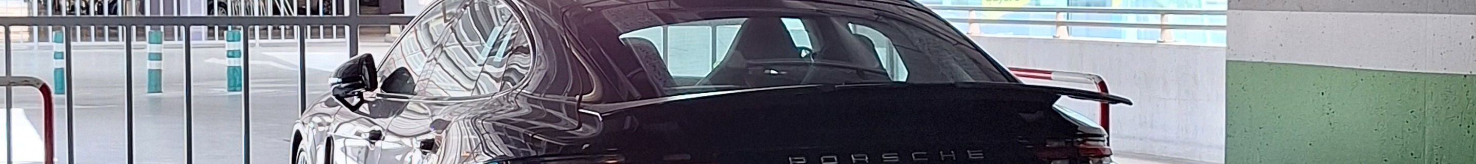 Porsche 971 Panamera Turbo