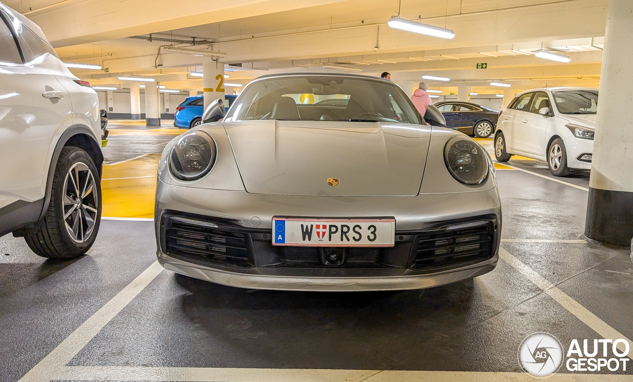 Porsche 992 Carrera 4S Cabriolet