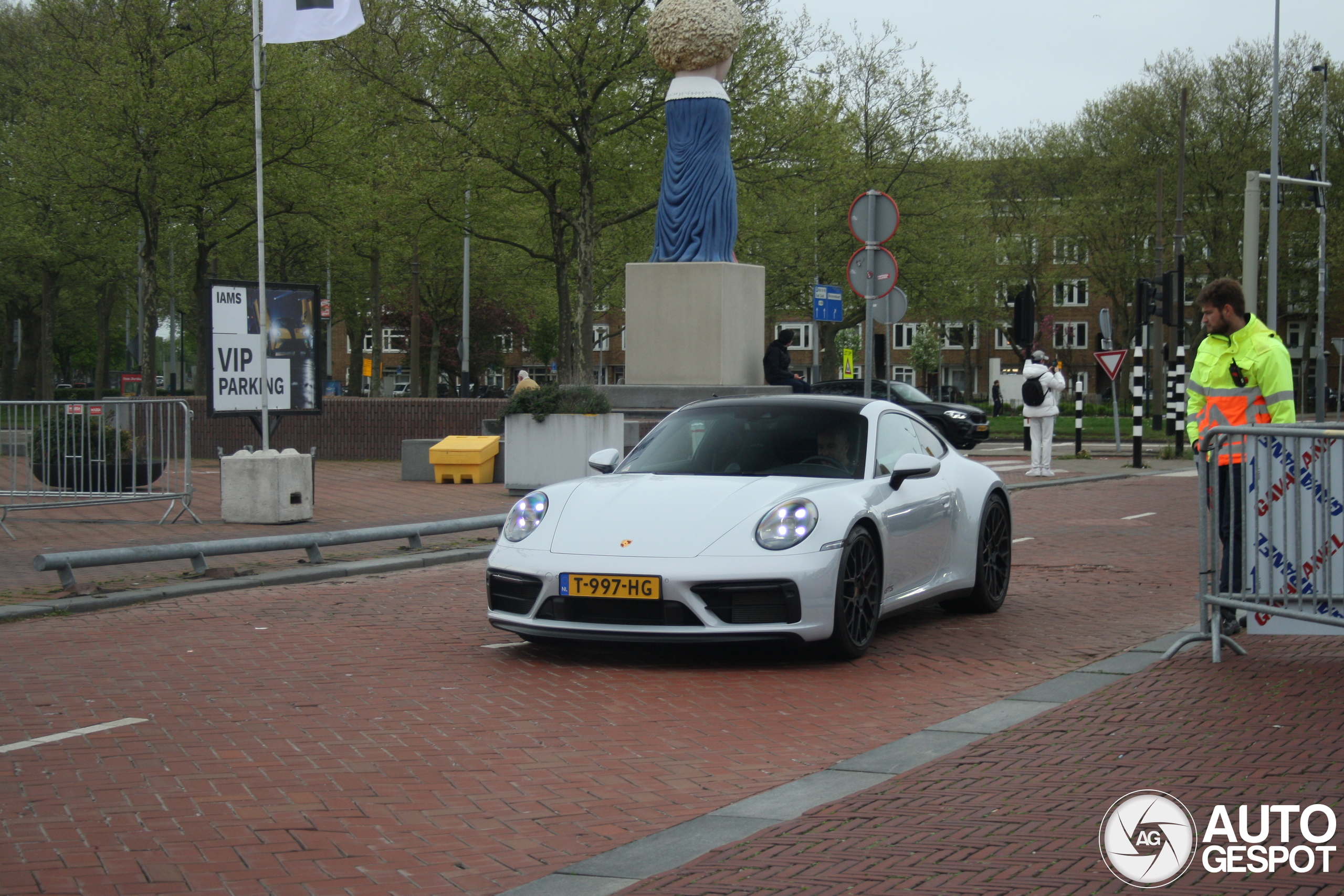 Porsche 992 Carrera GTS