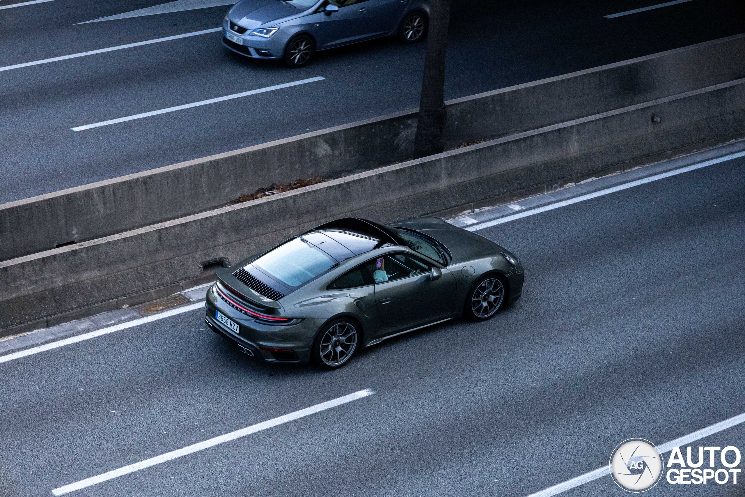 Porsche 992 Turbo