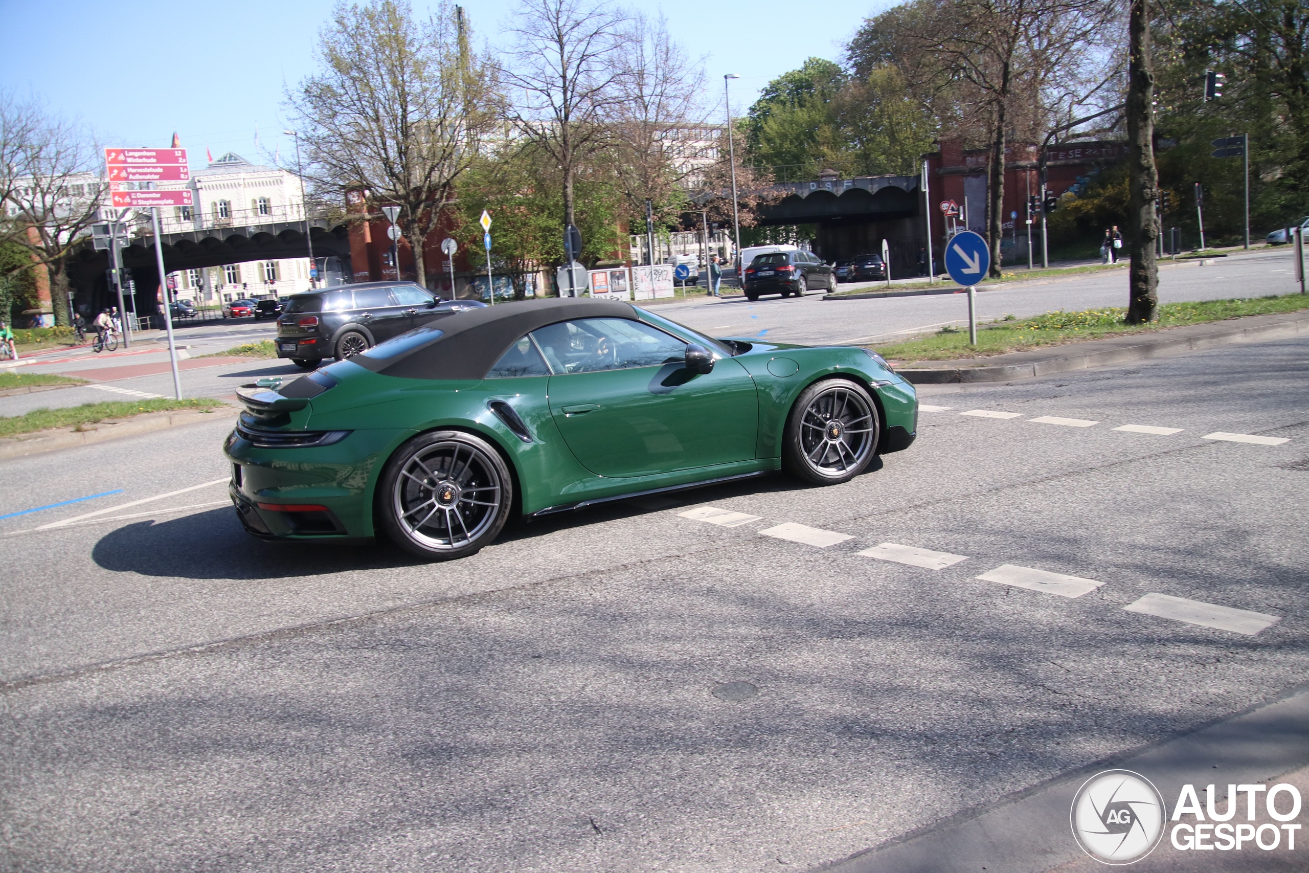 Porsche 992 Turbo S Cabriolet