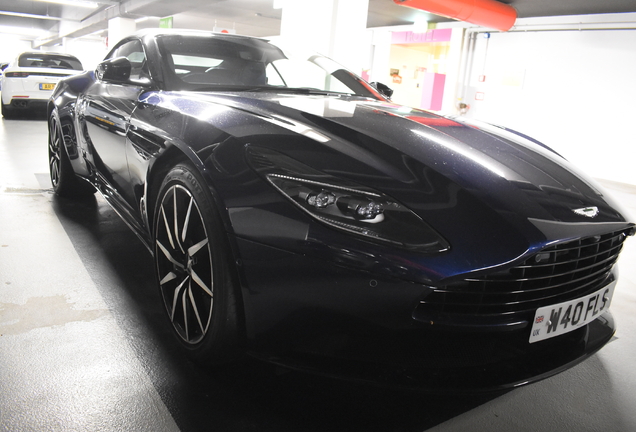 Aston Martin DB11 V8 Volante