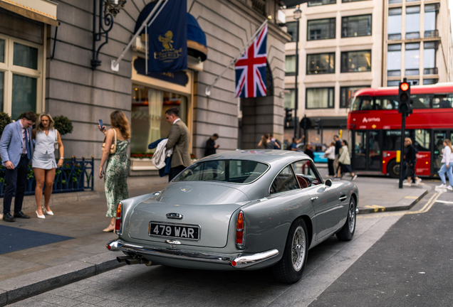 Aston Martin DB4 GT