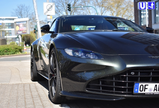 Aston Martin V8 Vantage Roadster 2020