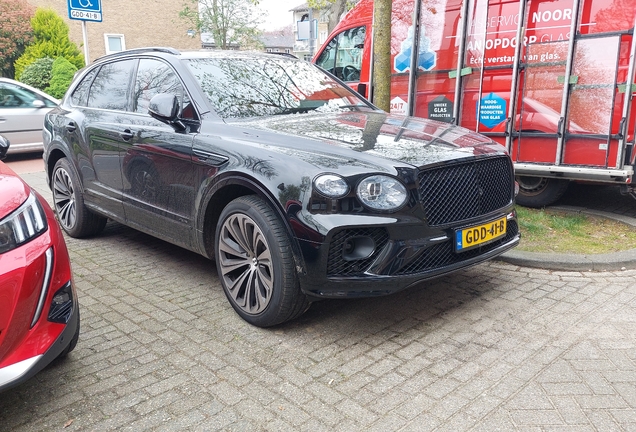 Bentley Bentayga Azure