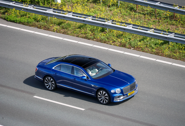 Bentley Flying Spur Hybrid Azure