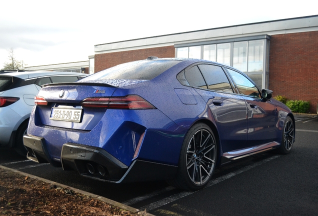 BMW M5 G90