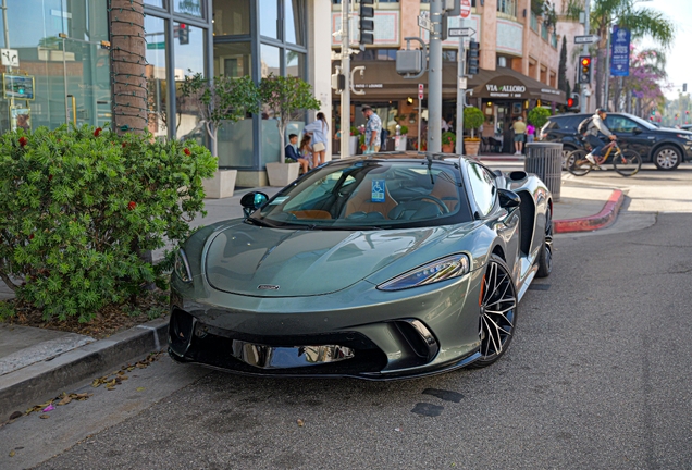 McLaren GTS