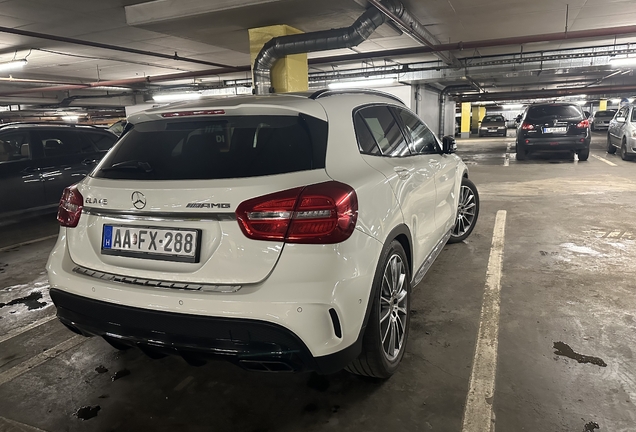 Mercedes-Benz GLA 45 AMG X156