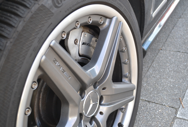 Mercedes-Benz S 65 AMG V221
