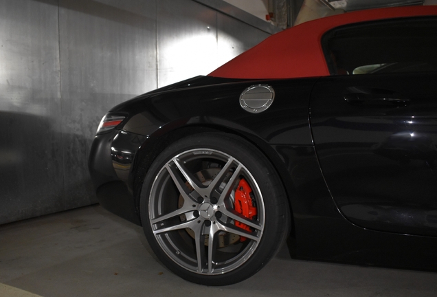 Mercedes-Benz SLS AMG GT Roadster