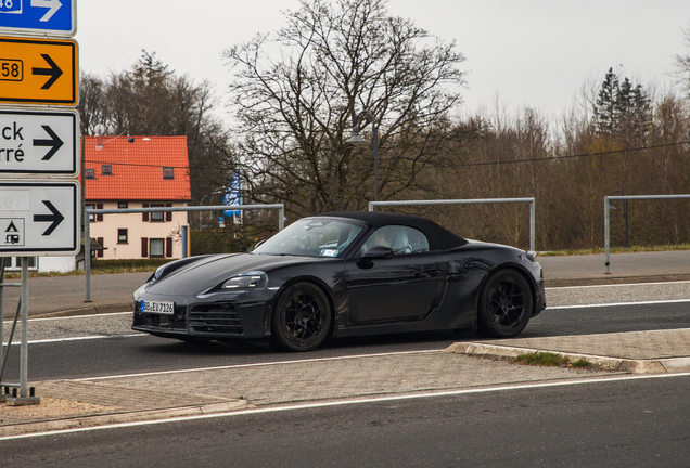 Porsche 718 Boxster EV 2025