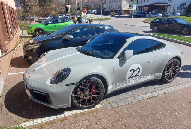 Porsche 992 Carrera S