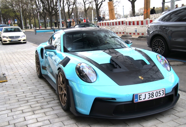 Porsche 992 GT3 RS Weissach Package