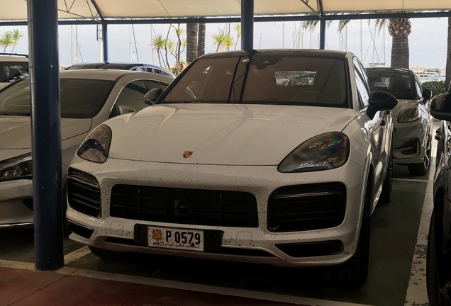 Porsche Cayenne Coupé GTS