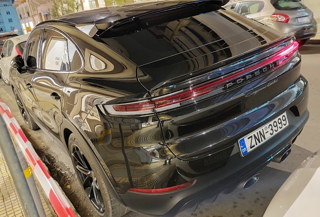 Porsche Cayenne Coupé Turbo E-Hybrid