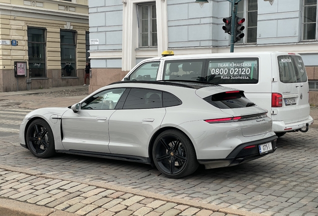 Porsche Taycan GTS Sport Turismo