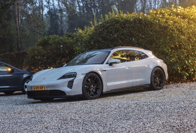 Porsche Taycan GTS Sport Turismo