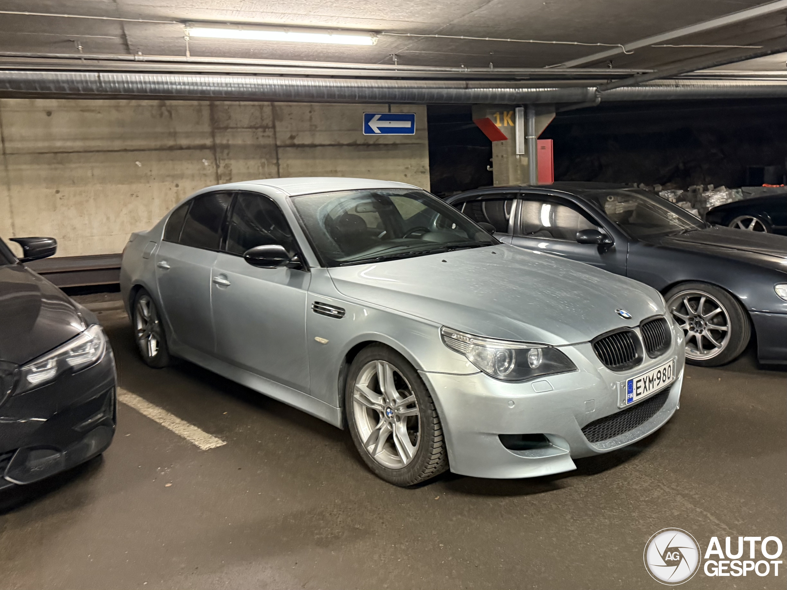 BMW M5 E60 2005