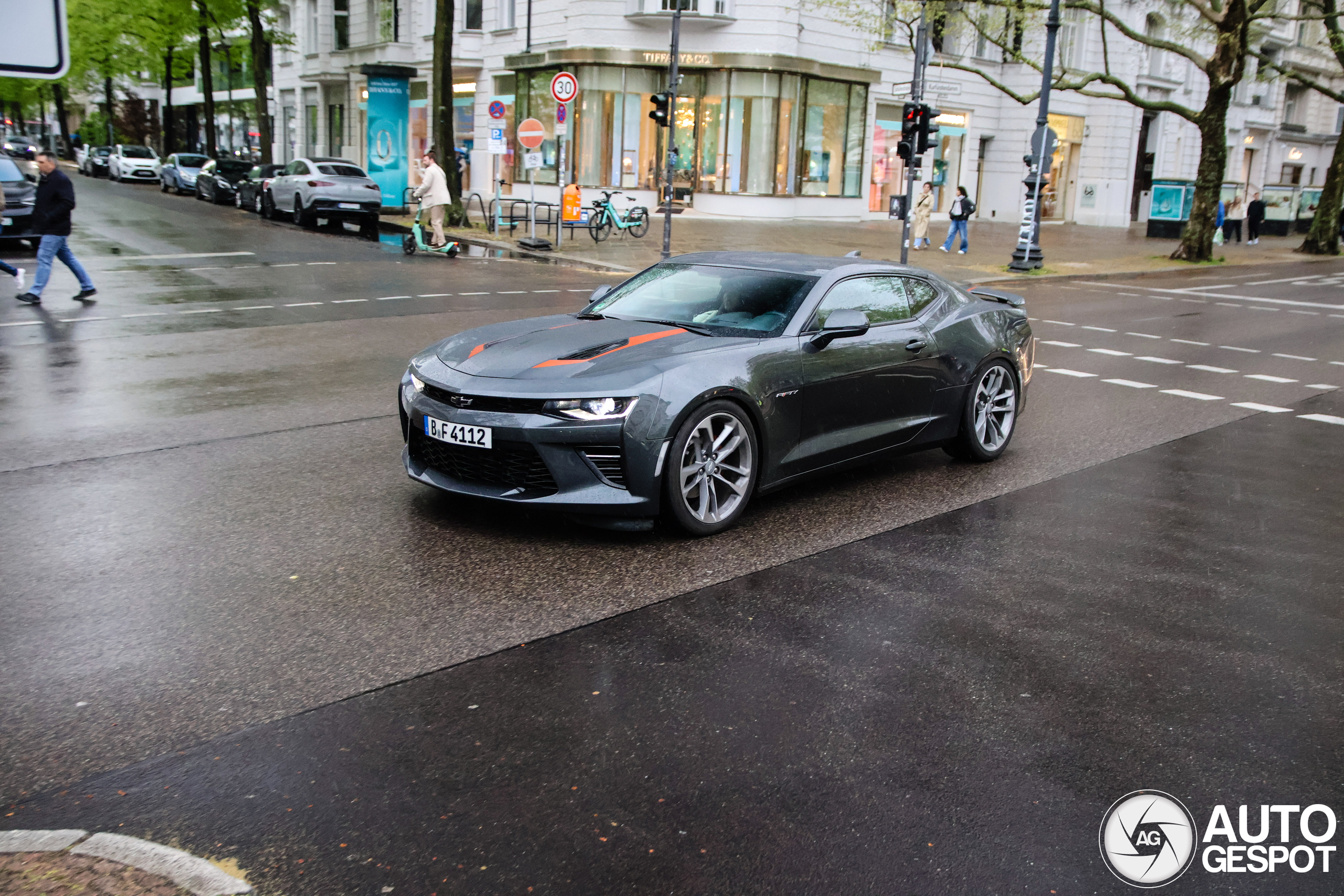 Chevrolet Camaro SS 2016 50th Anniversary
