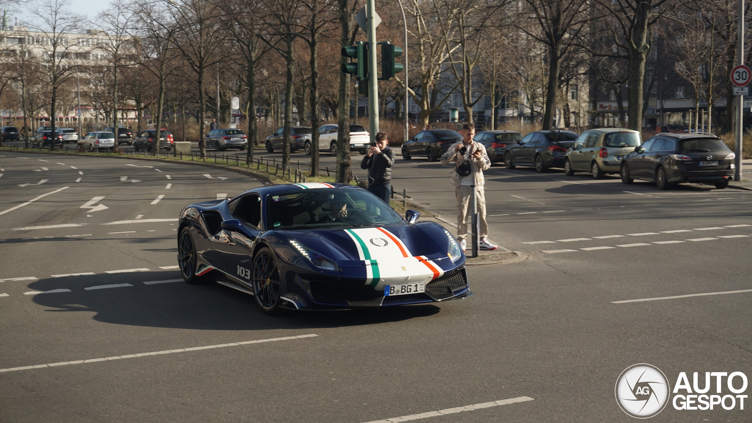 Ferrari 488 Pista Piloti