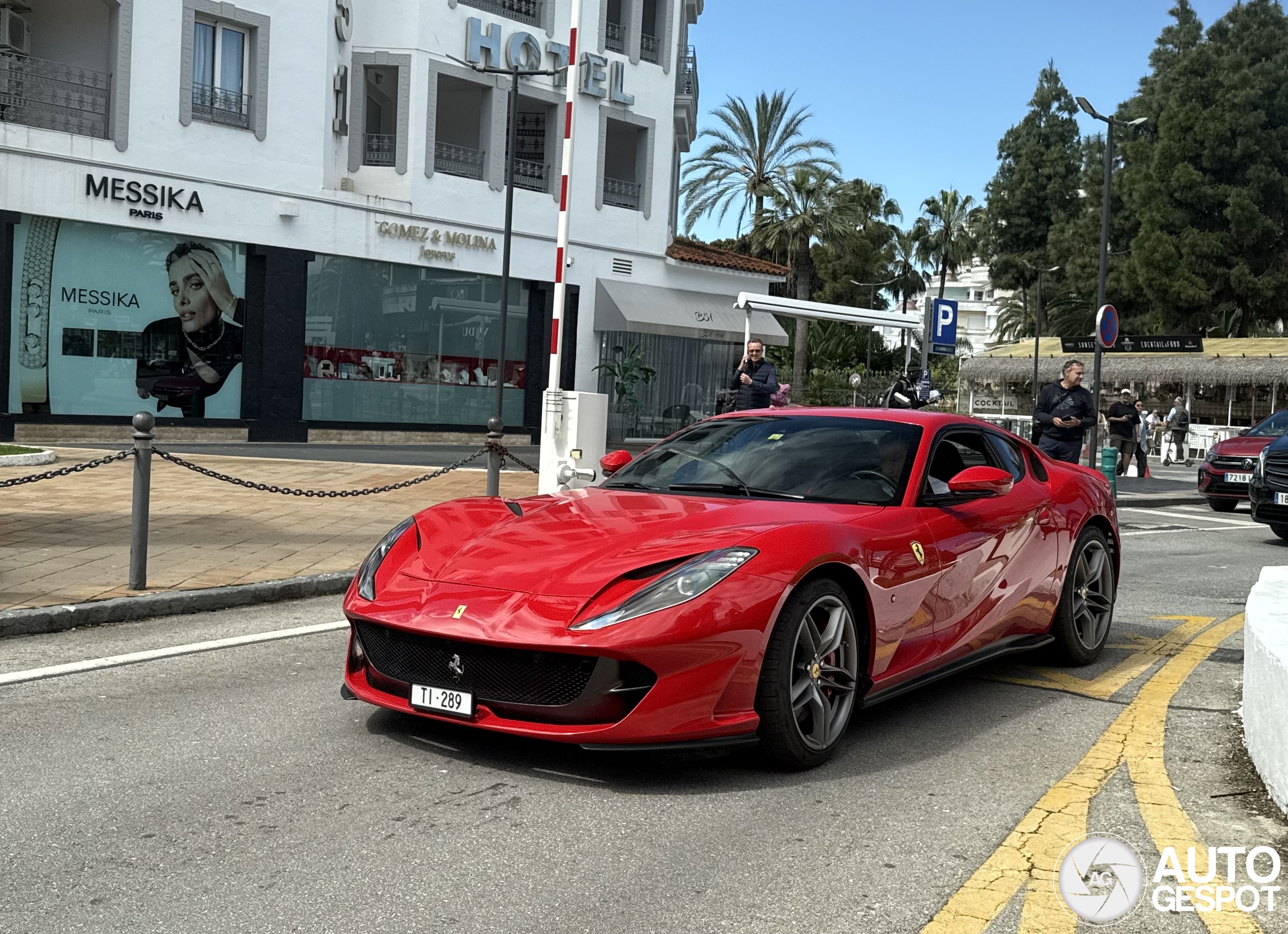 Ferrari 812 Superfast