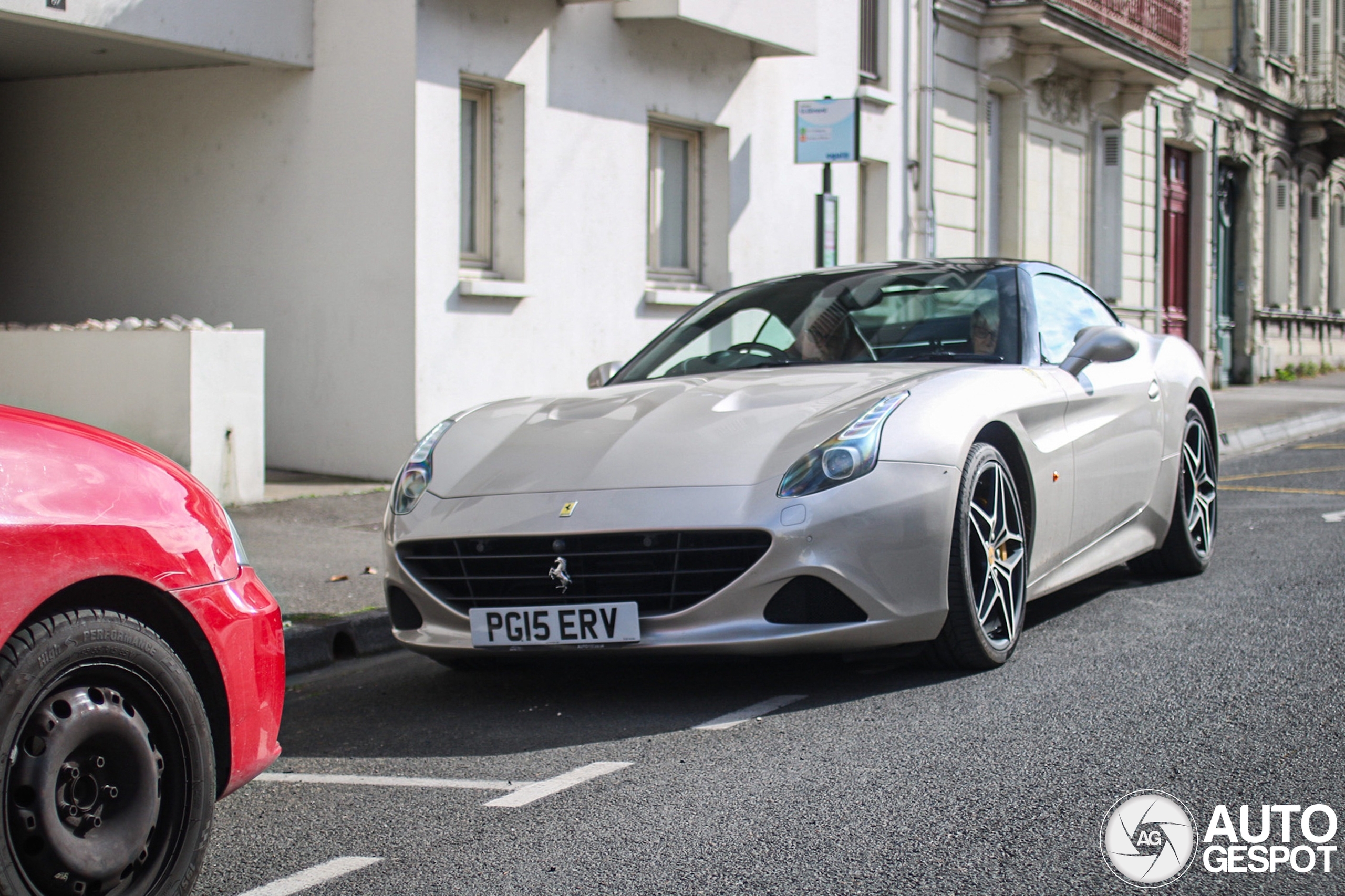 Ferrari California T