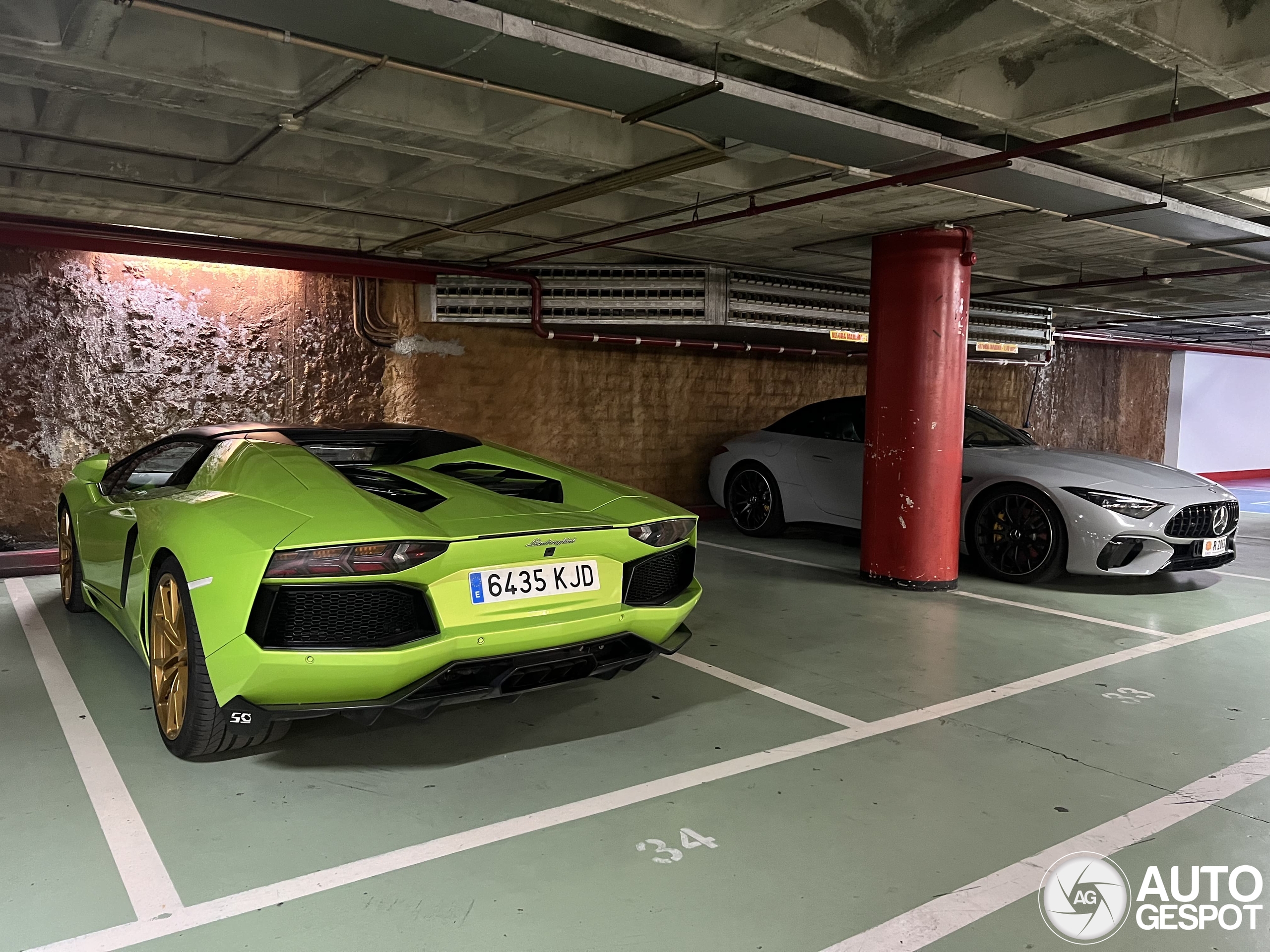Lamborghini Aventador LP700-4 Roadster