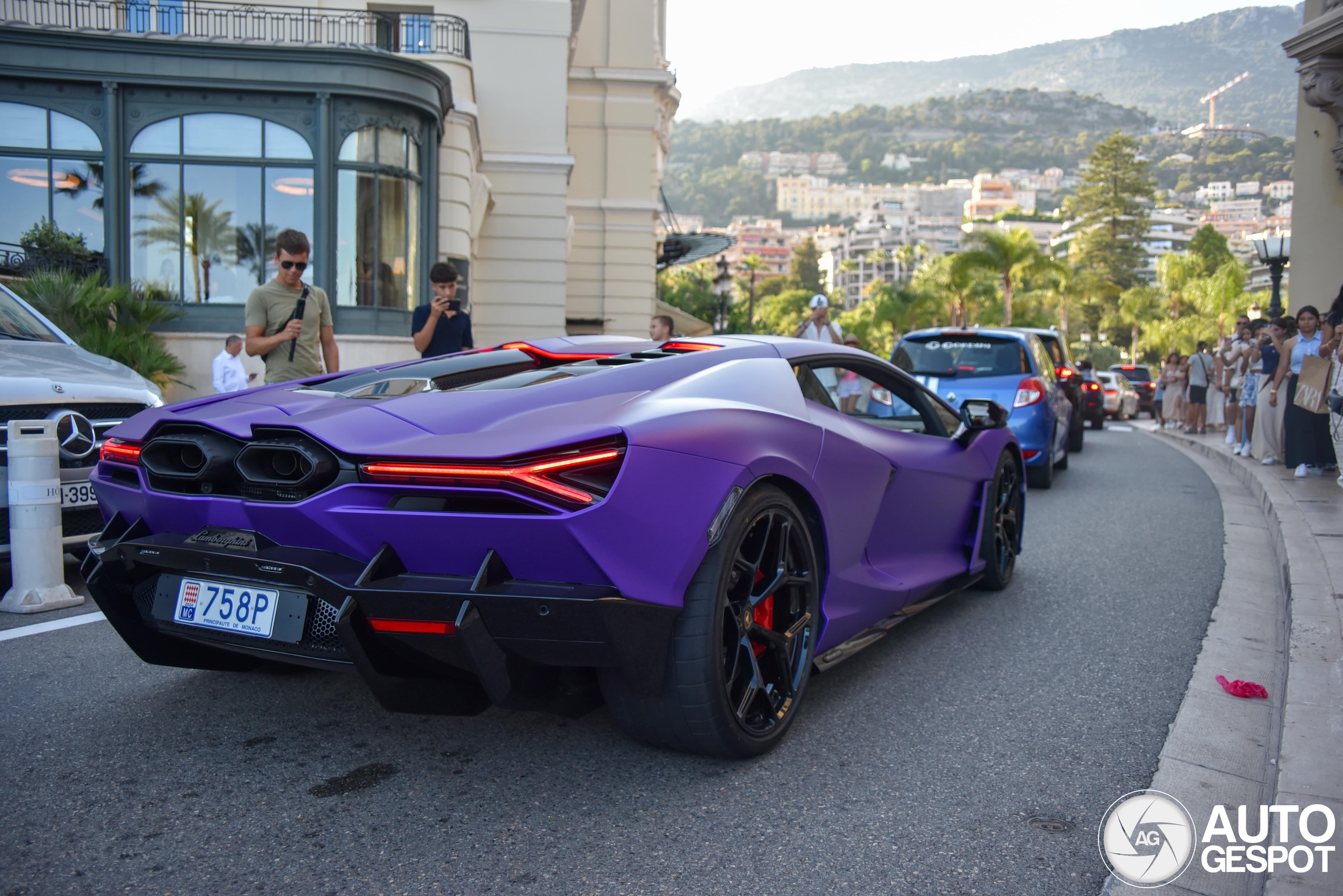 Lamborghini Revuelto