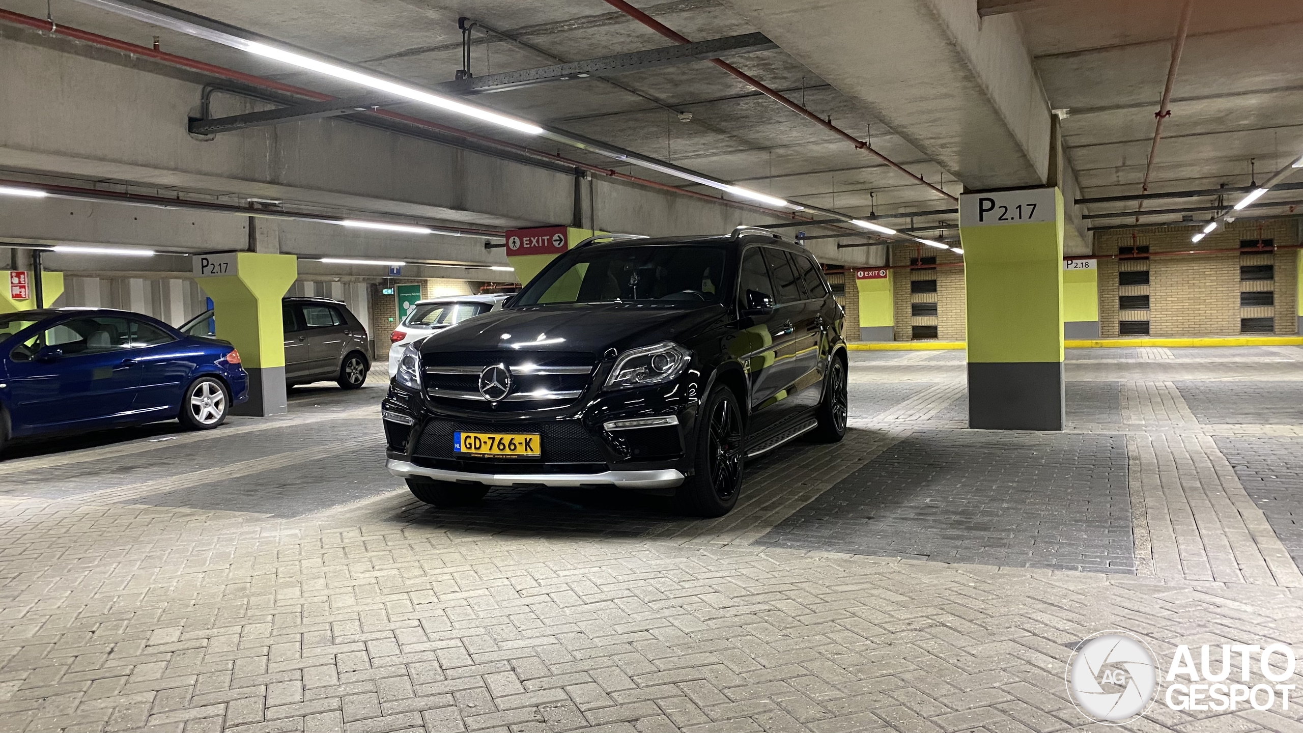 Mercedes-Benz GL 63 AMG X166