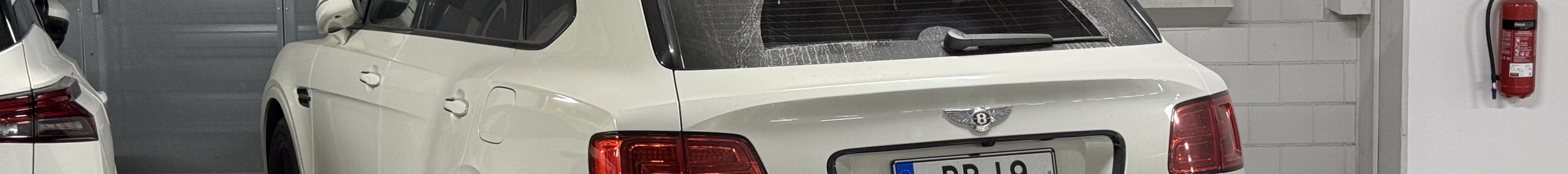 Bentley Bentayga Hybrid