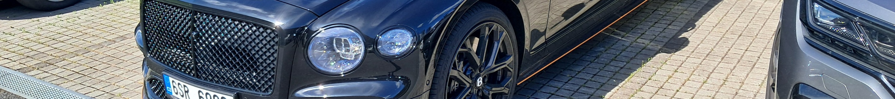 Bentley Flying Spur V8 S 2023