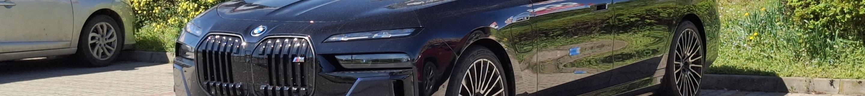 BMW M760e xDrive