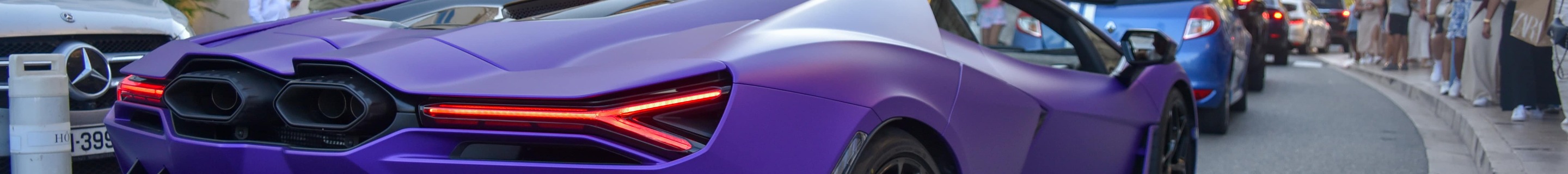 Lamborghini Revuelto