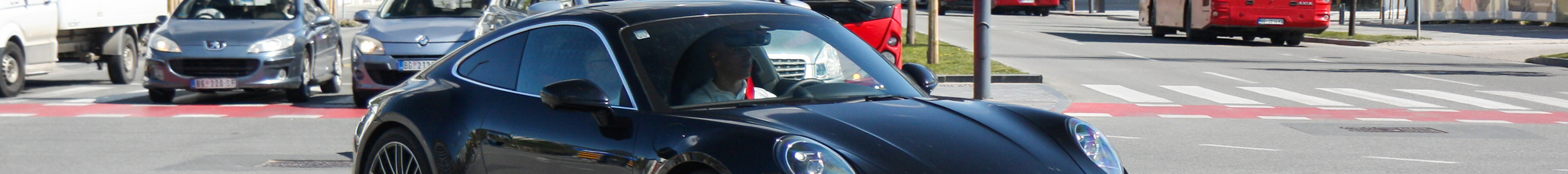 Porsche 992 Carrera 4S