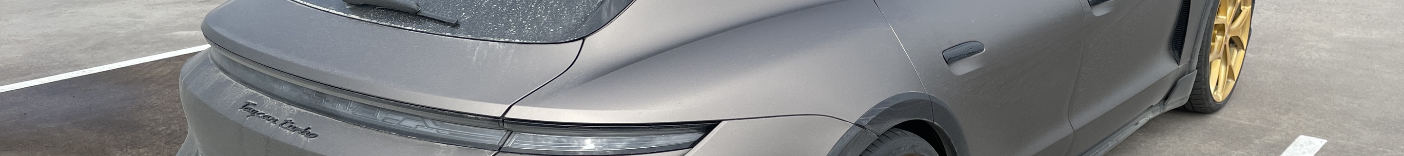 Porsche Taycan Turbo Cross Turismo