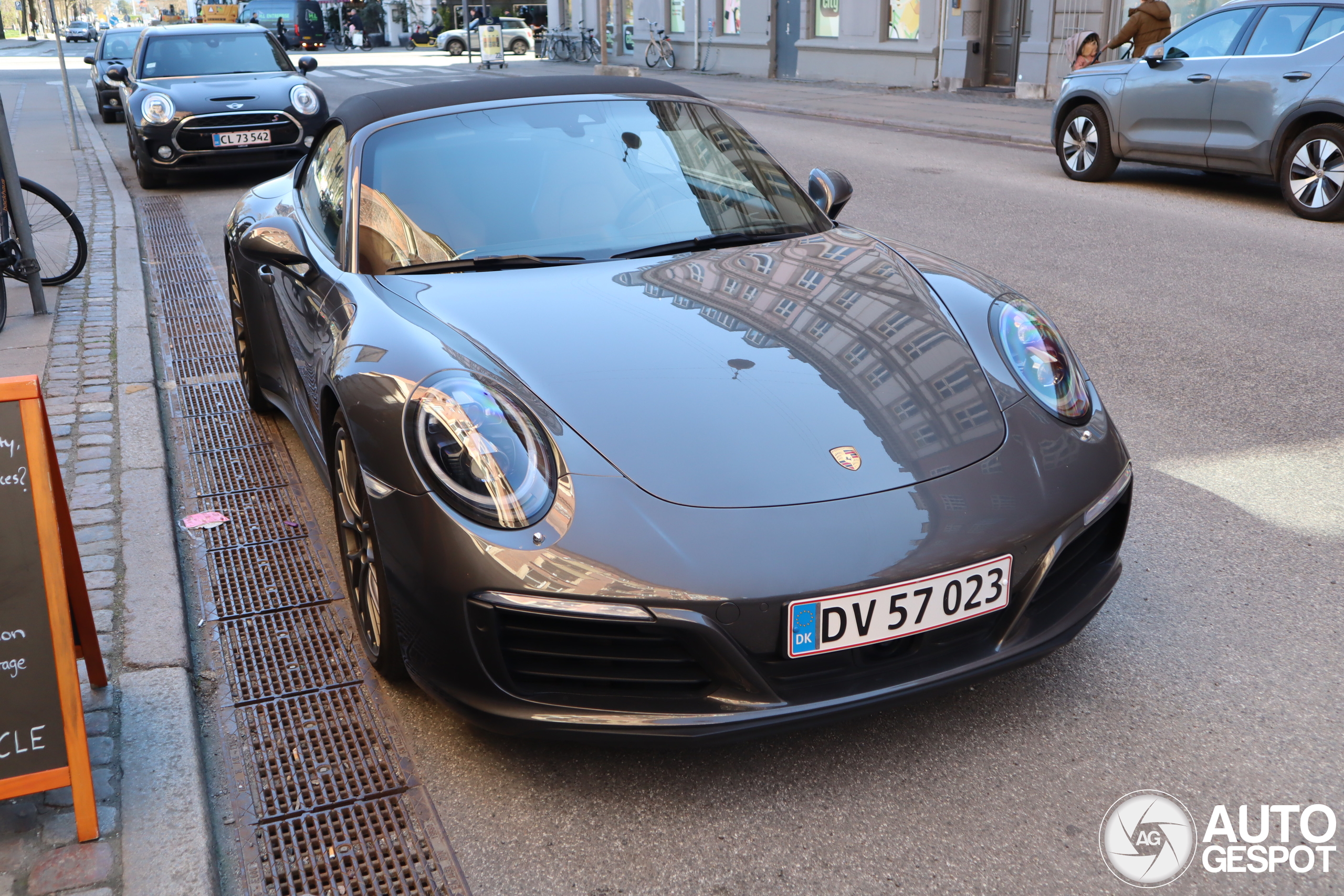 Porsche 991 Carrera 4S Cabriolet MkII