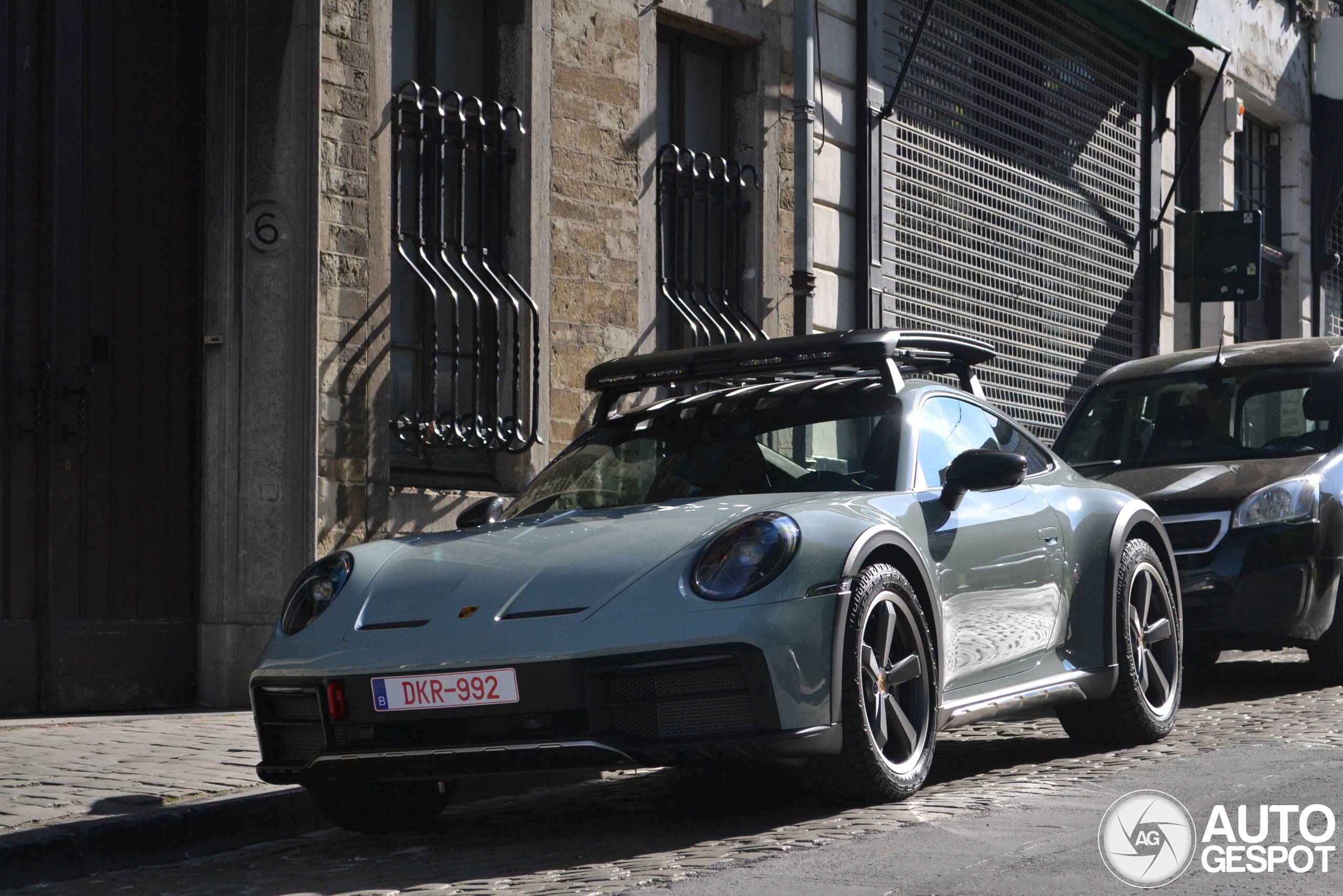 Porsche 992 Dakar