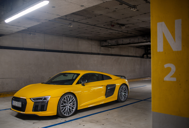 Audi R8 V10 Plus 2015