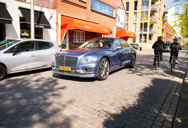 Bentley Flying Spur Hybrid Mulliner