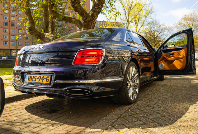 Bentley Flying Spur Mulliner 2025